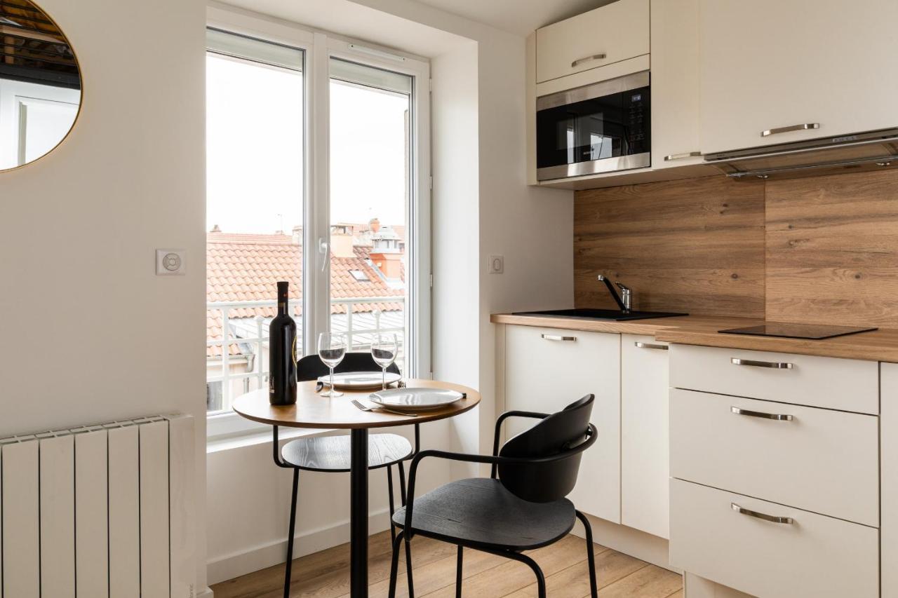 Appartement Dify Sunny - 10 Min Centre De Lyon